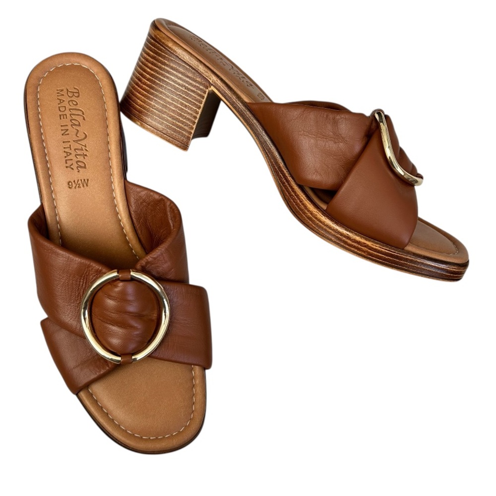 BELLA VITA Women’s CHI-ITALY Block Heel Sandals Cognac Leather Gold Accent 9.5W